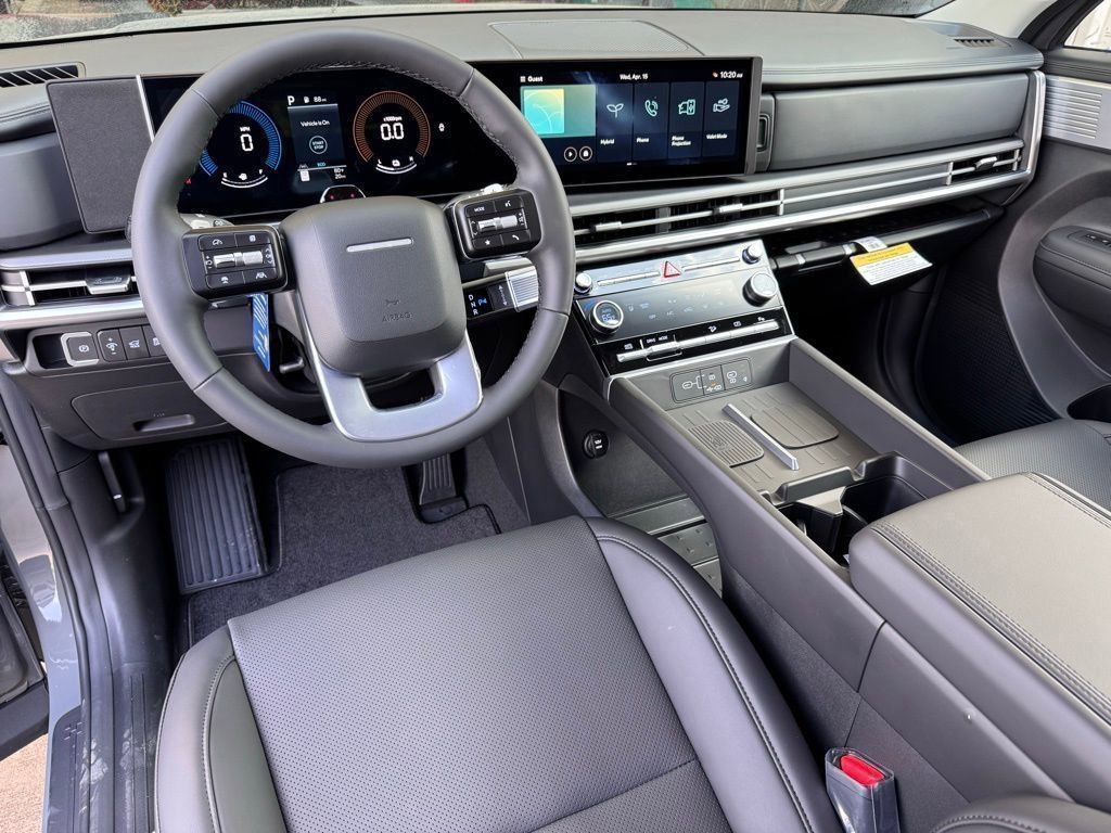 View vehicle photo 2