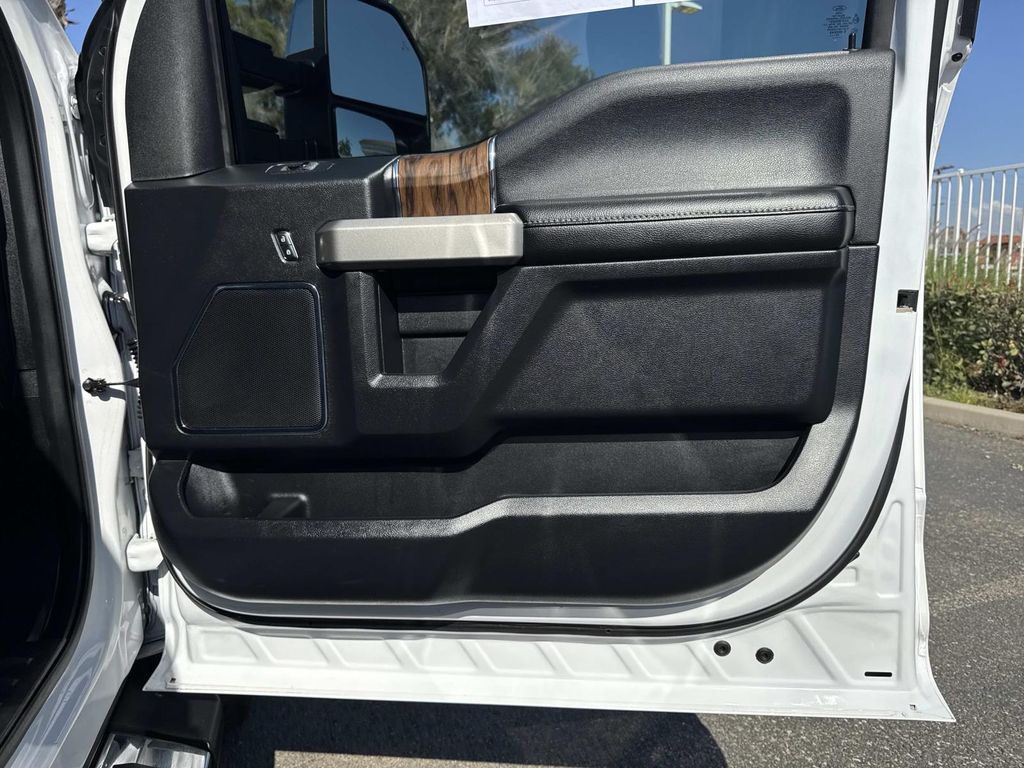 Used 2019 Ford F-150 Lariat 4D SuperCrew