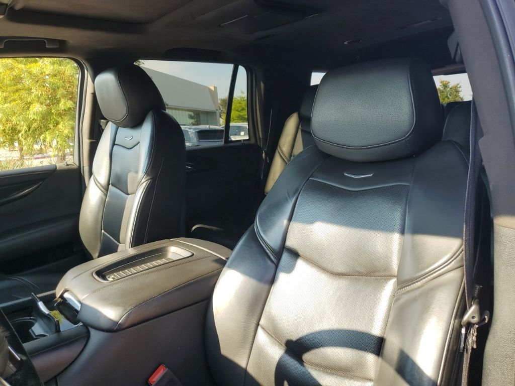 Used Car 2020 Cadillac Escalade  Platinum Edition For Sale In Austin, Texas