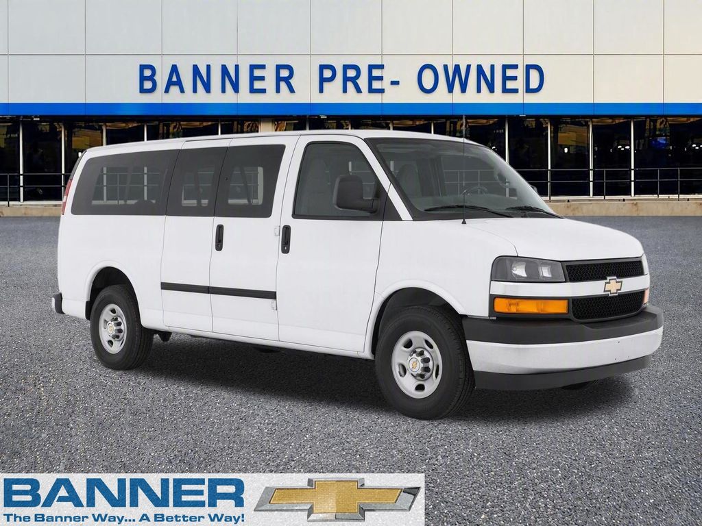 Summit White 2025 Chevrolet Express Van Rear-Wheel Drive 8-Speed Automatic Overdrive