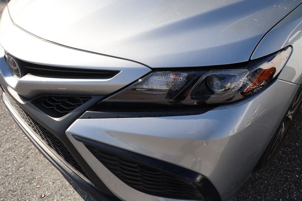 2023 Toyota Camry SE 3