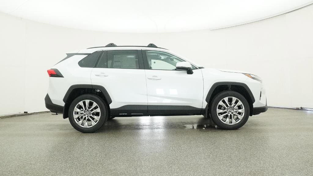 Thumbnail: 2025 Toyota RAV4 - 4