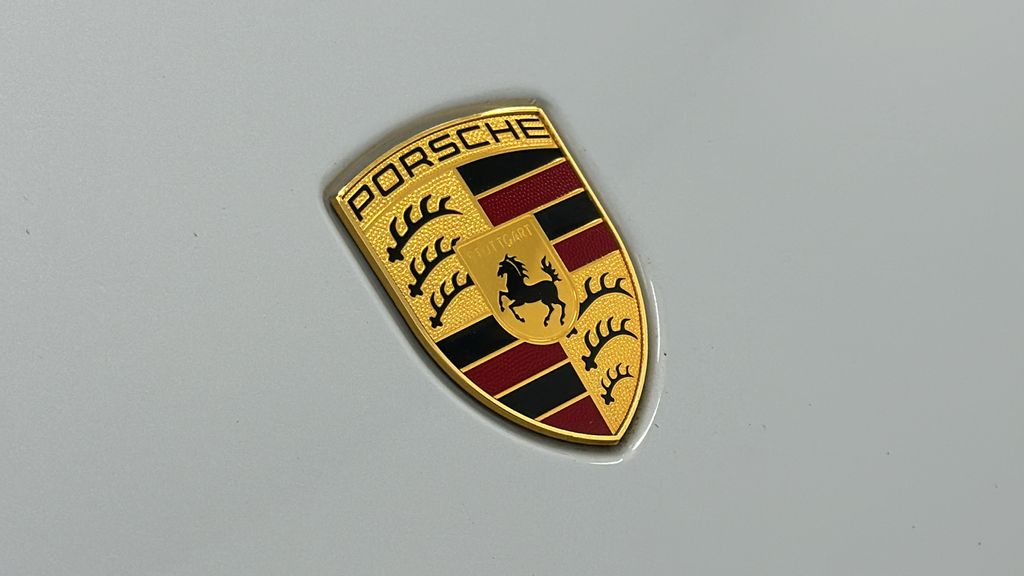 2021 Porsche Taycan 4S 13