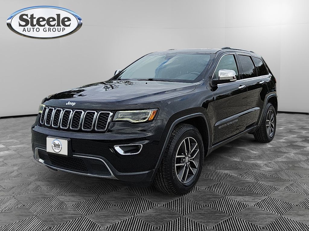 Diamond Black Crystal Pearlcoat 2017 Jeep Grand Cherokee SUV / Crossover 4X2 8-Speed Automatic