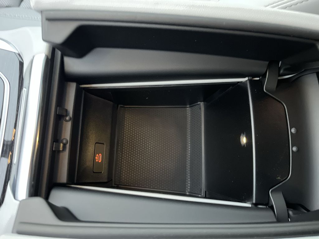 Thumbnail: 2026 BMW X5 - 21