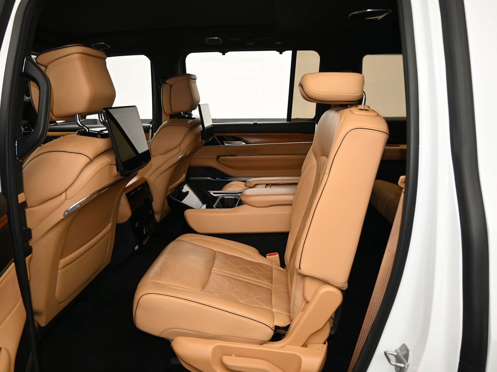 Used 2022 Bright White Clearcoat Jeep Series III image 41