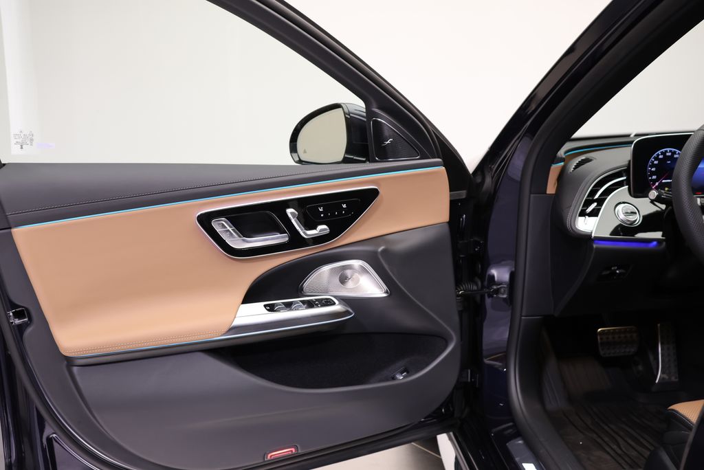 Thumbnail: 2026 Mercedes-Benz E-Class - 30