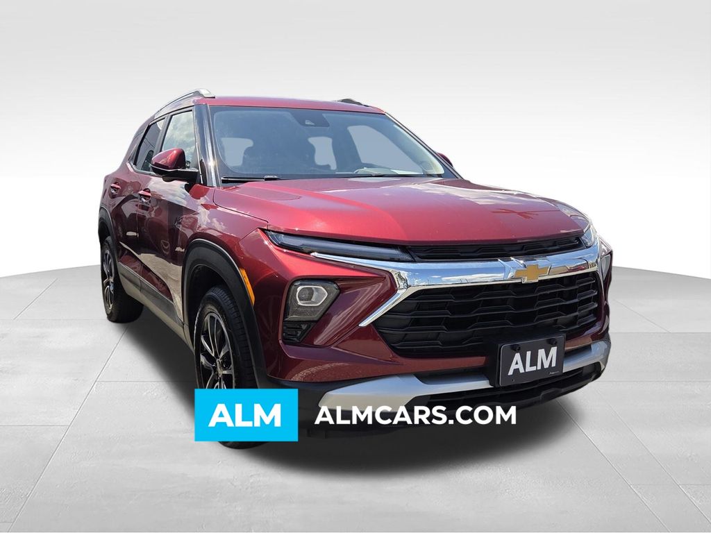 Red (Crimson Metallic) 2025 Chevrolet Trailblazer SUV / Crossover Four-Wheel Drive 9-Speed Automatic