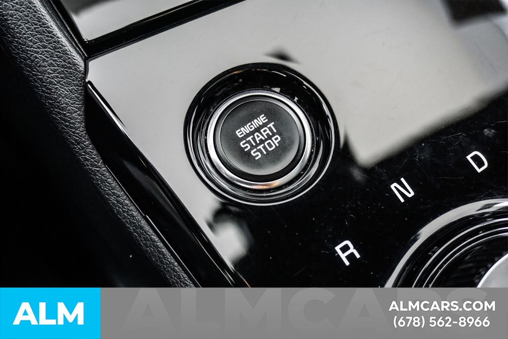 Used 2025 Black Kia X-Line image 30