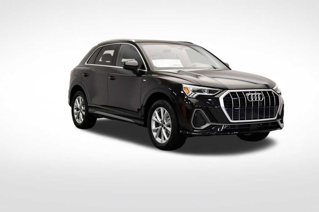 Thumbnail: 2025 Audi Q3 - 7