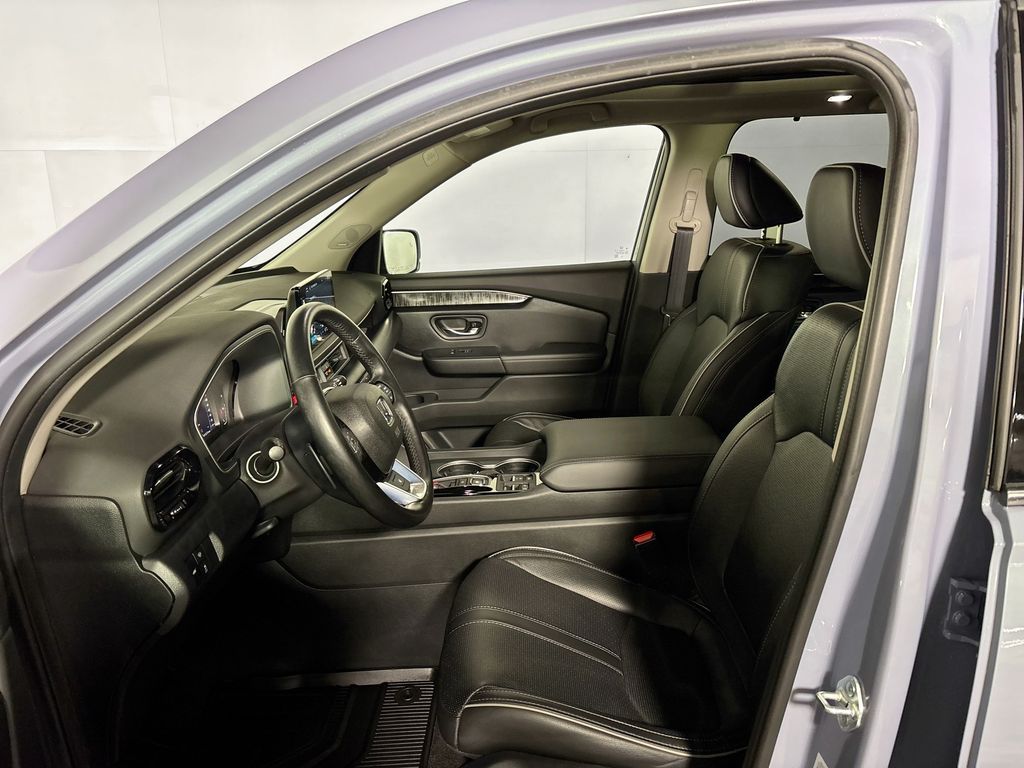 2023 Honda Pilot Elite