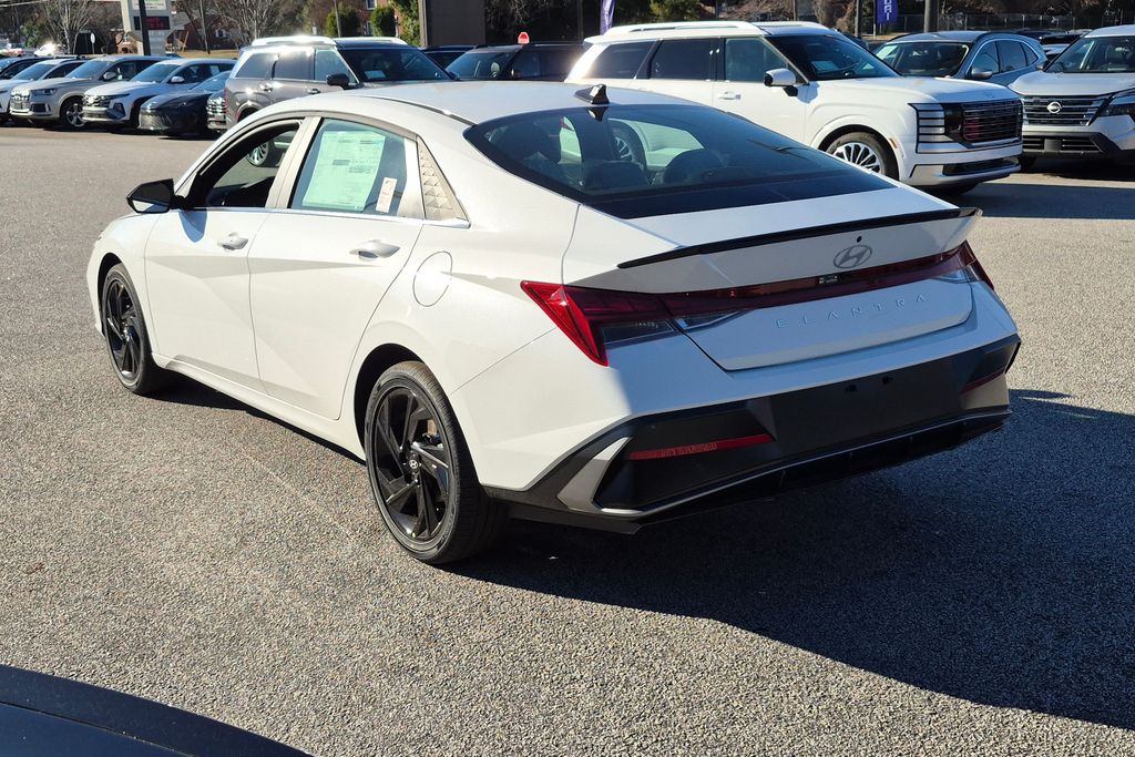 New 2026 White Hyundai SEL Sport image 8