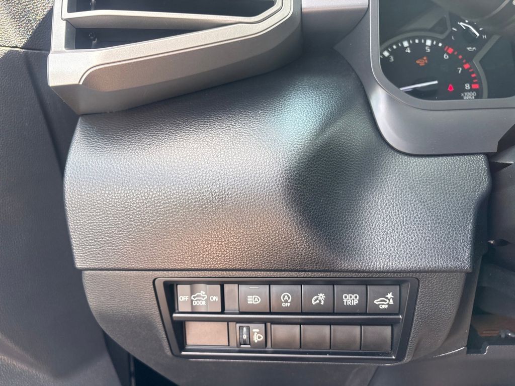 Used Car 2022 Toyota Tundra  Sr5 For Sale Under $40,000 In Austin, Texas