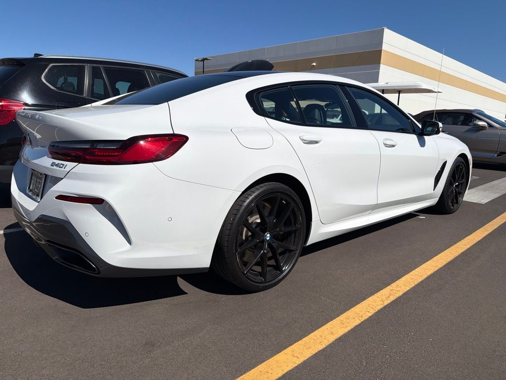 Thumbnail: 2023 BMW 8 Series - 5