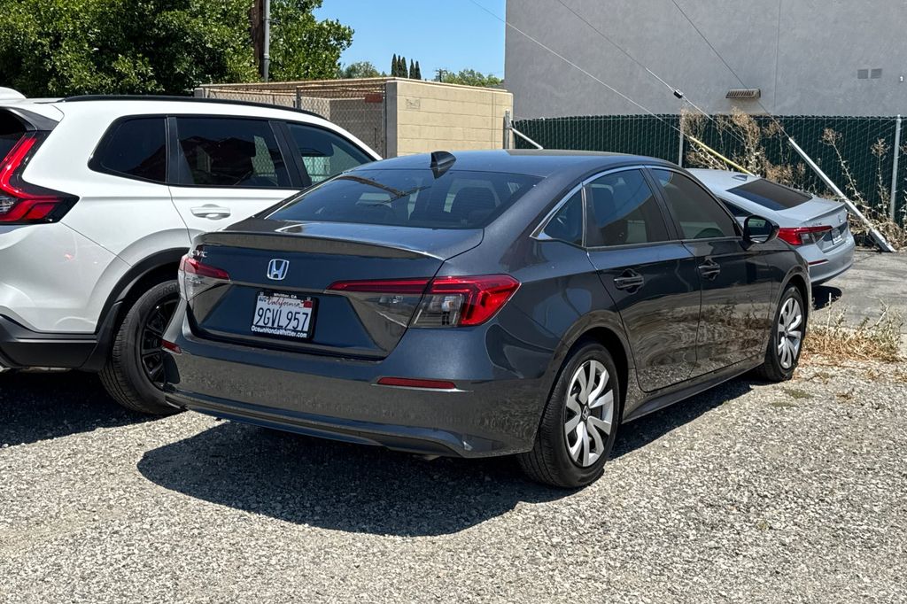Certified Used 2023 Meteorite Gray Metallic Honda LX image 5