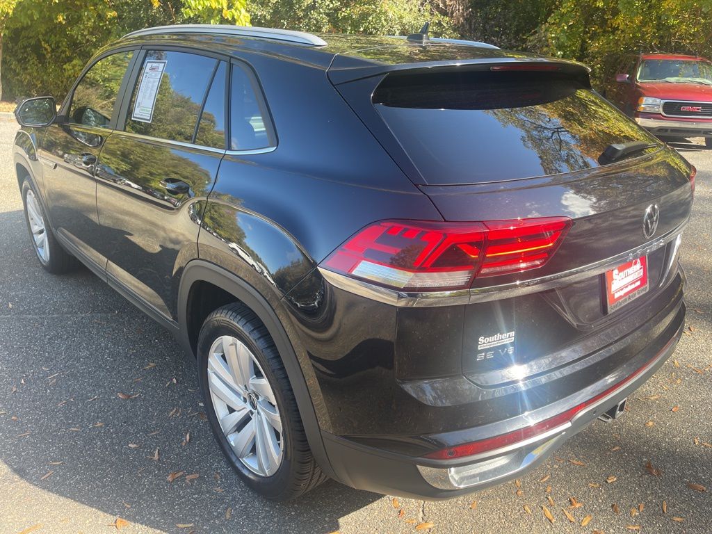 2022 Volkswagen Atlas Cross Sport 3.6L V6 SE w/Technology 5