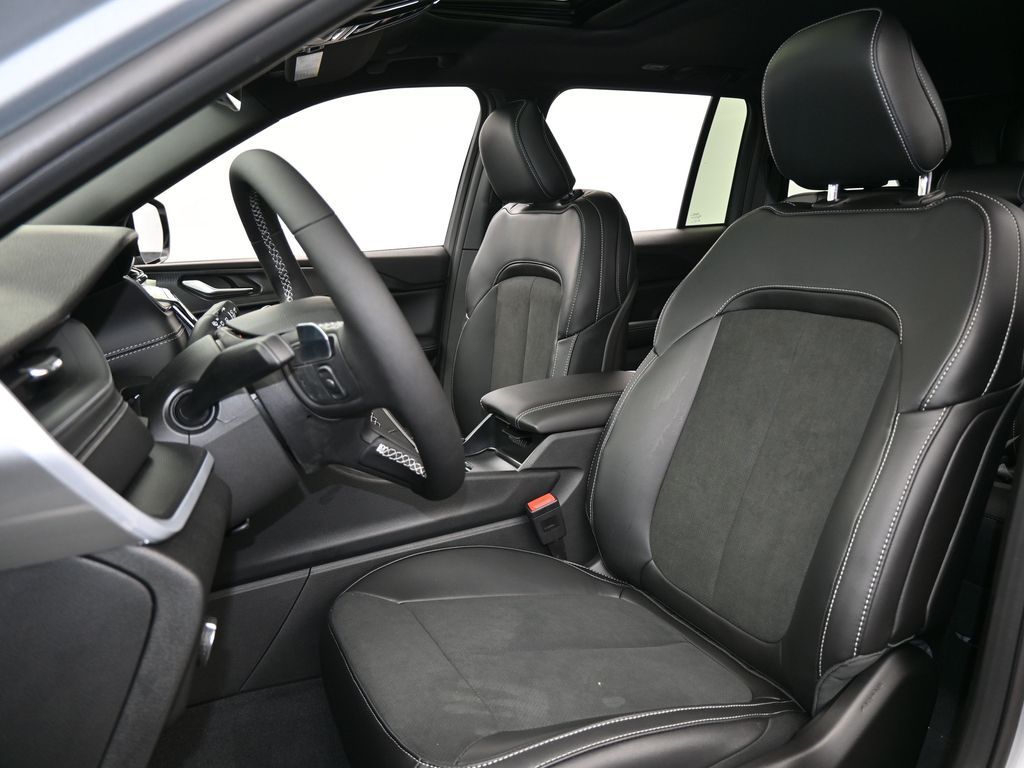 New 2025 Silver Zynith Jeep Altitude X image 10