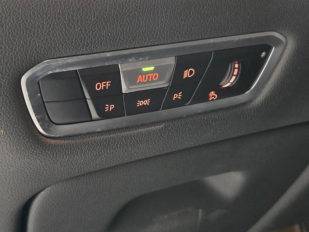 2023 BMW X5 xDrive45e photo