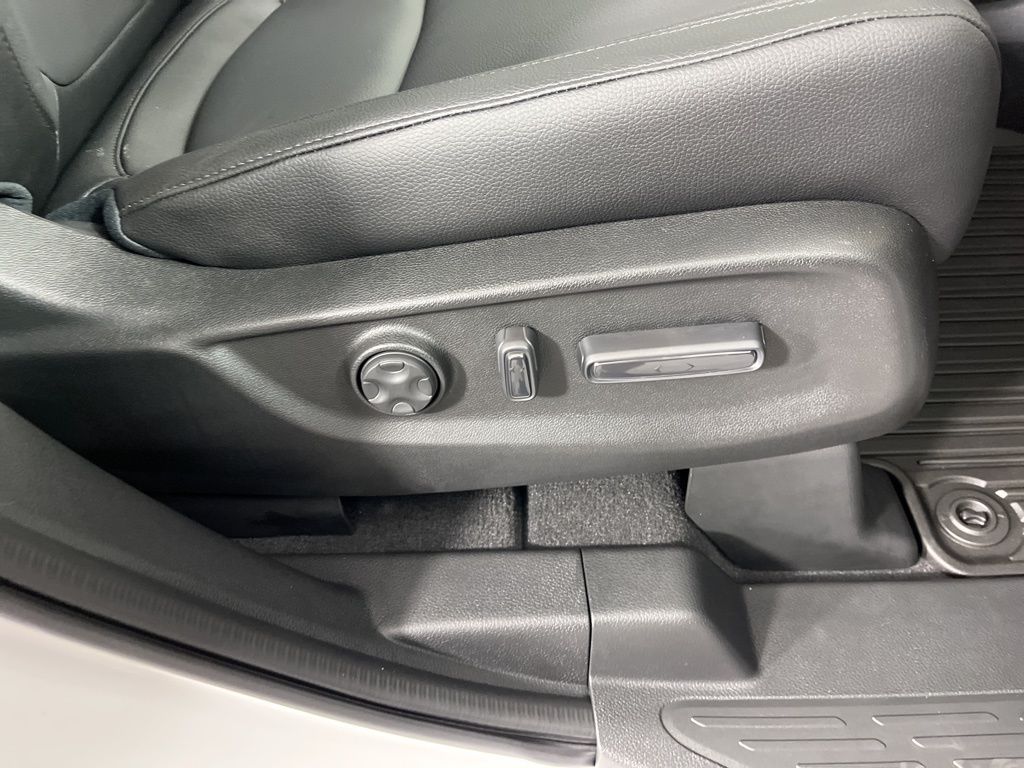 Thumbnail: 2026 Honda Odyssey - 9