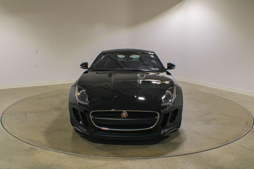 Used 2017 Black Jaguar Base image 2