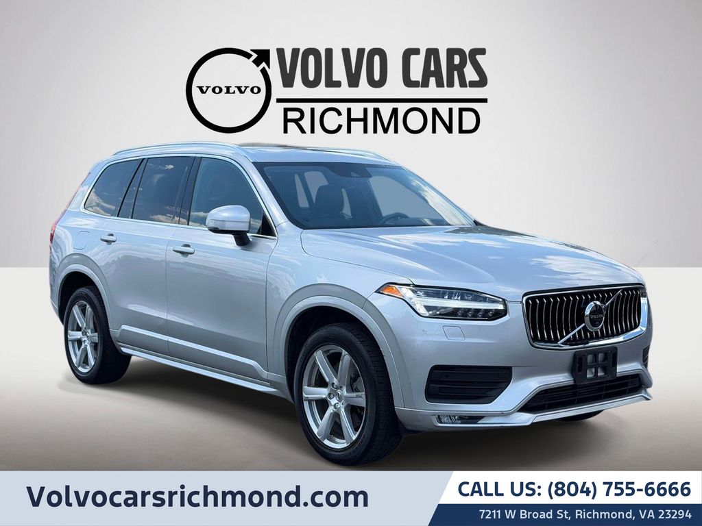 2021 Volvo XC90 T5 Momentum FWD