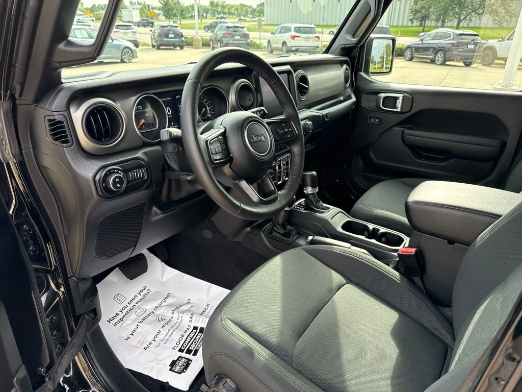 Used 2021 Jeep Gladiator Truck
