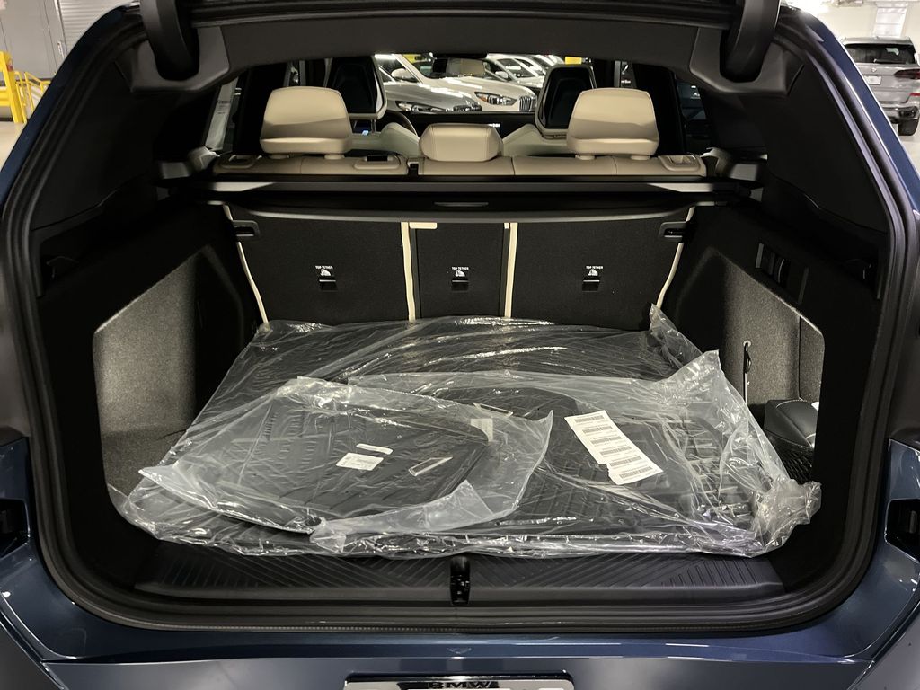 Thumbnail: 2026 BMW X3 - 24