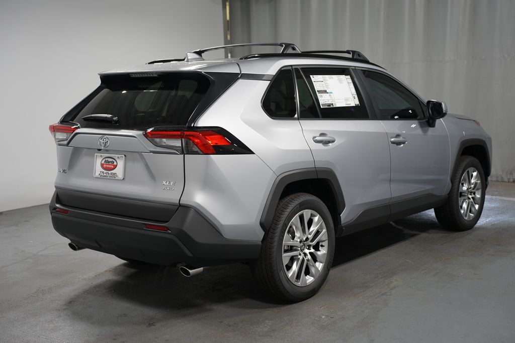 Thumbnail: 2025 Toyota RAV4 - 8