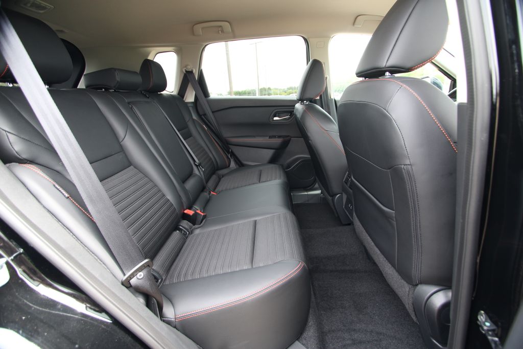 Used 2025 Nissan Rogue SUV