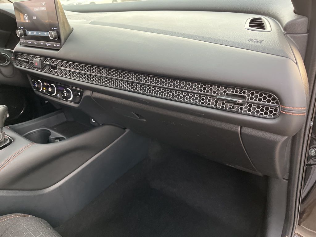 Thumbnail: 2025 Honda HR-V - 28