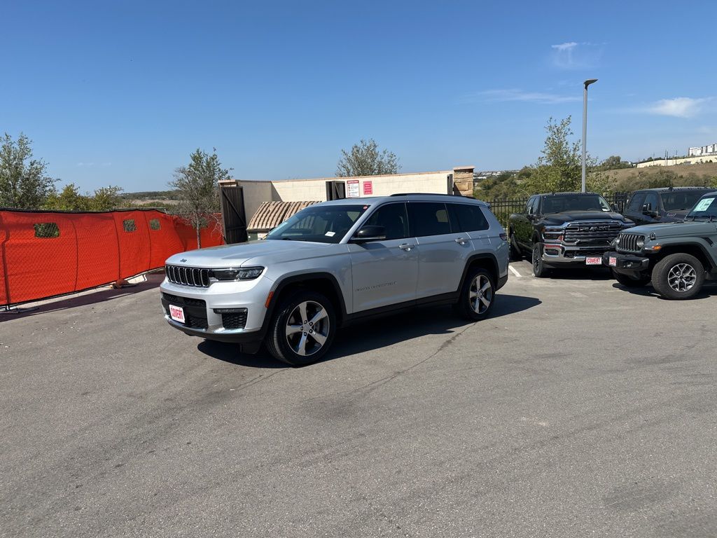 Used Car 2021 Jeep Grand Cherokee L  Limited For Sale Under $30,000 In Austin, Texas