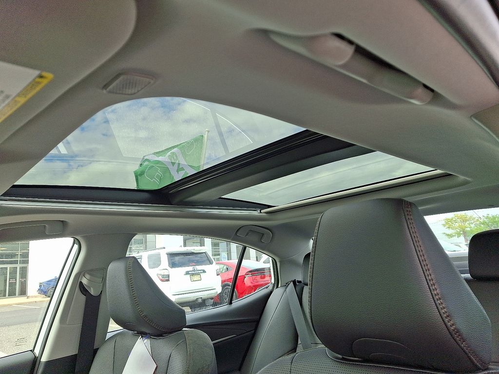 Thumbnail: 2025 Toyota Camry - 14