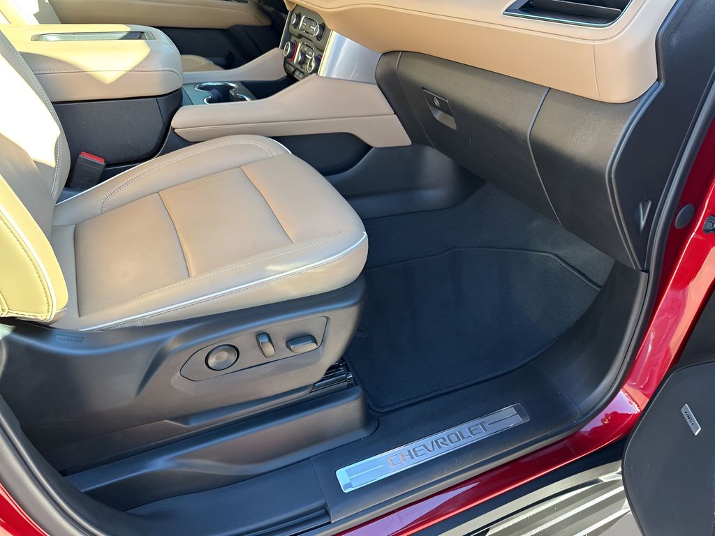 Used Car 2023 Chevrolet Suburban  Premier For Sale Under $60,000 In Austin, Texas