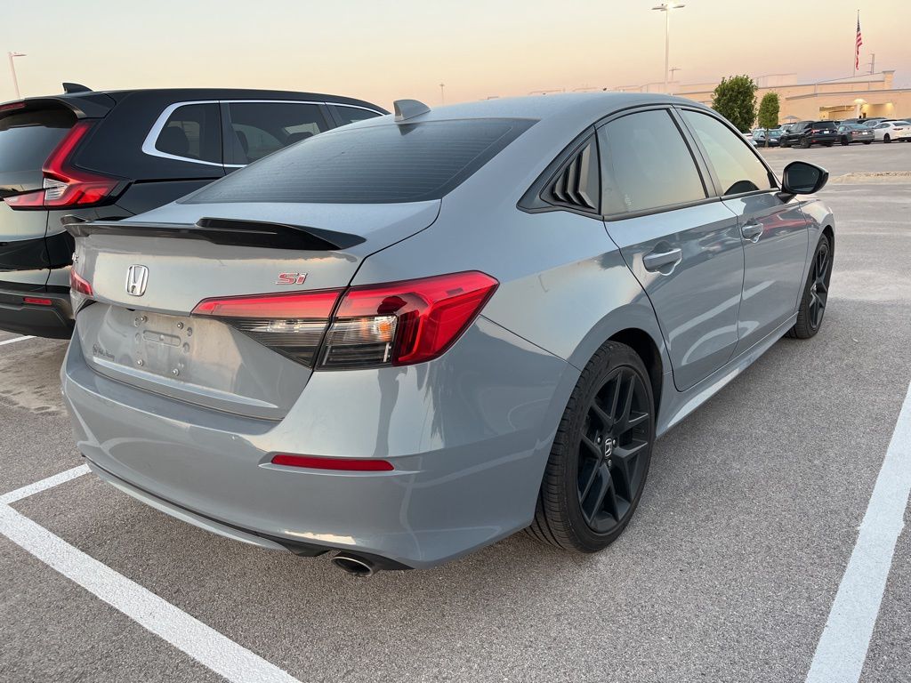 Thumbnail: 2022 Honda Civic - 3