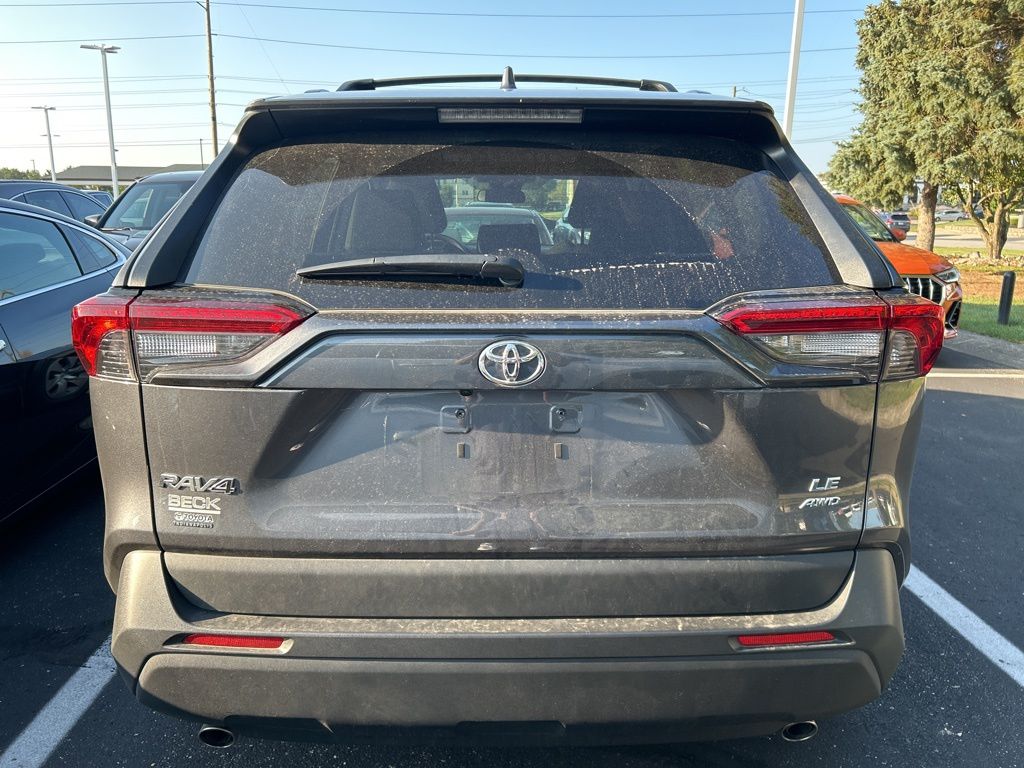 Thumbnail: 2021 Toyota RAV4 - 5