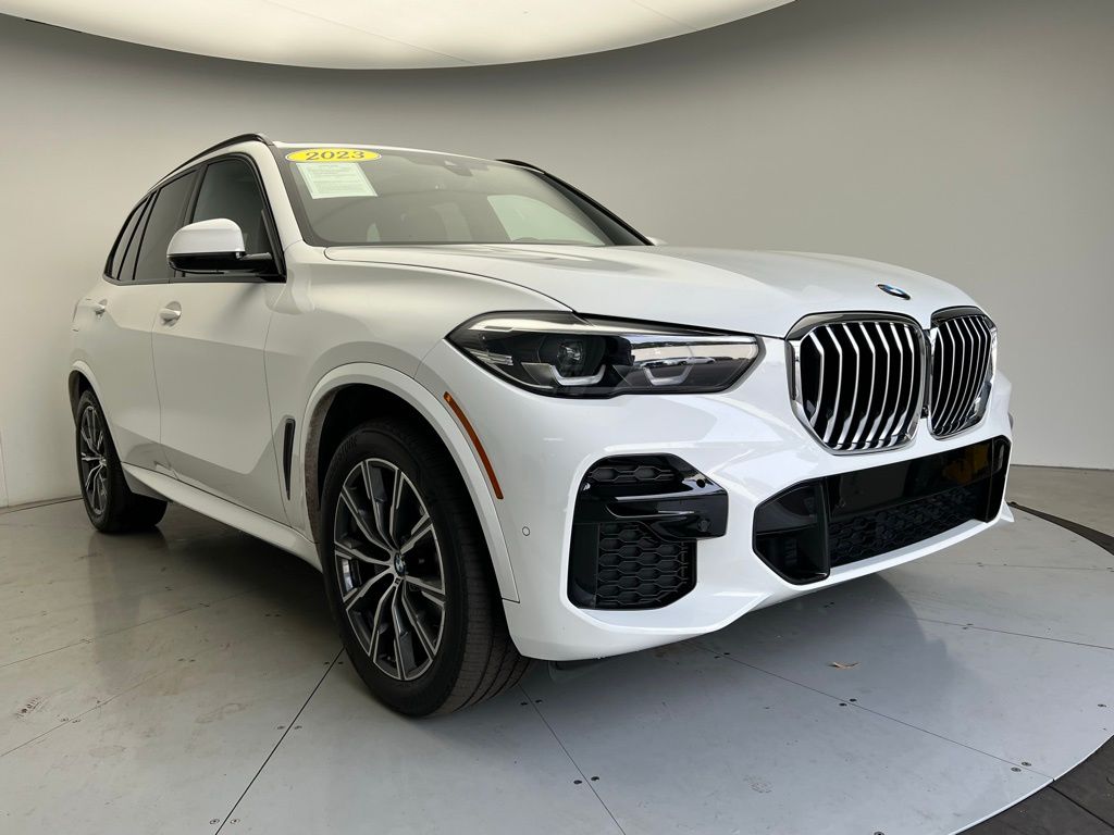 Thumbnail: 2023 BMW X5 - 2