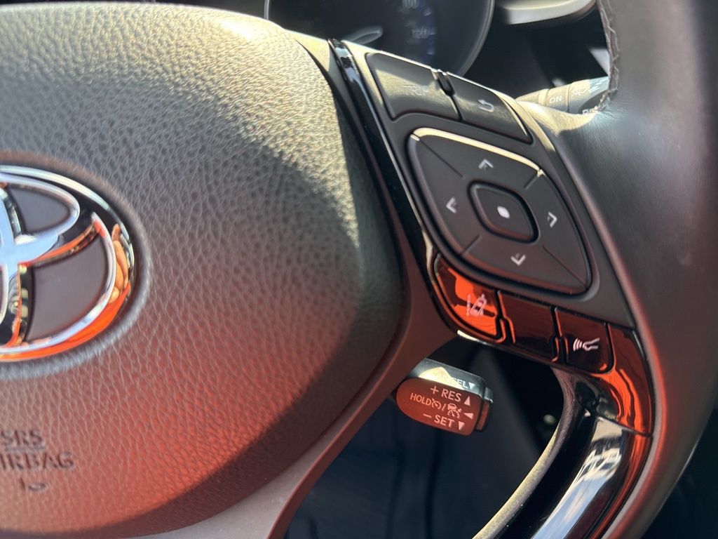 2019 Toyota C-HR XLE