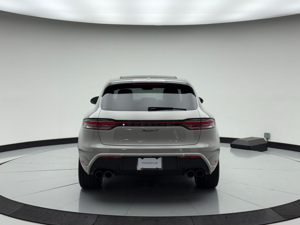 Thumbnail: 2023 Porsche Macan - 8