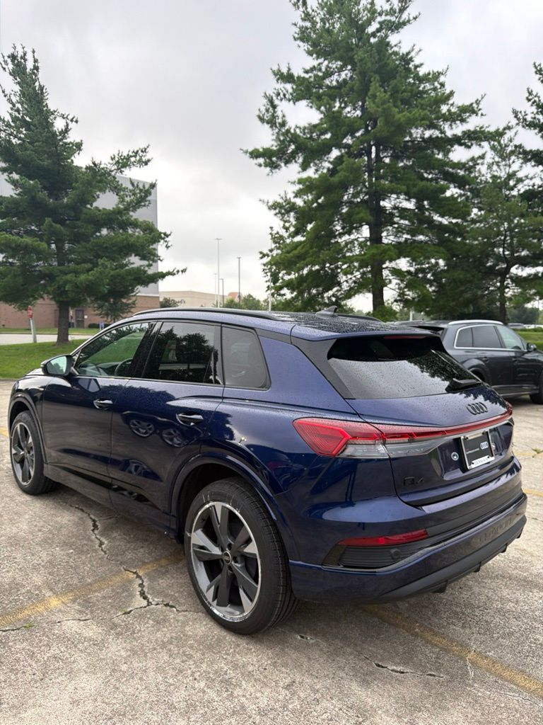 Used 2023 Blue Audi Premium image 10
