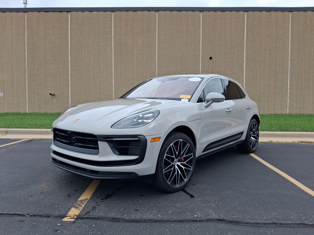 2023 Porsche Macan