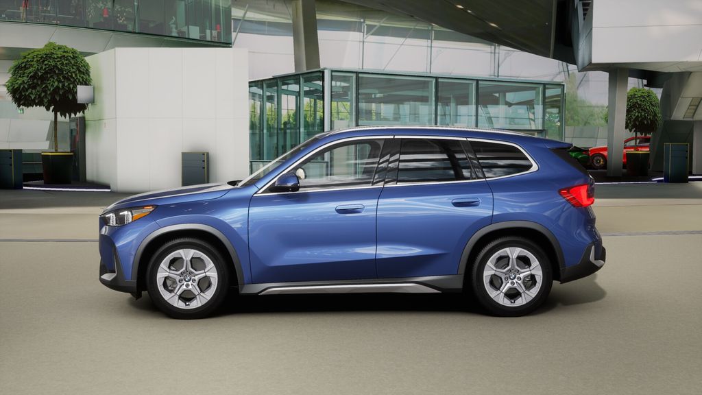 2025 BMW X1 xDrive28i 4