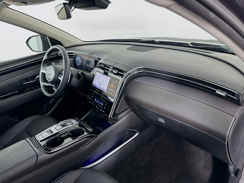 2022 Hyundai Tucson Limited 30