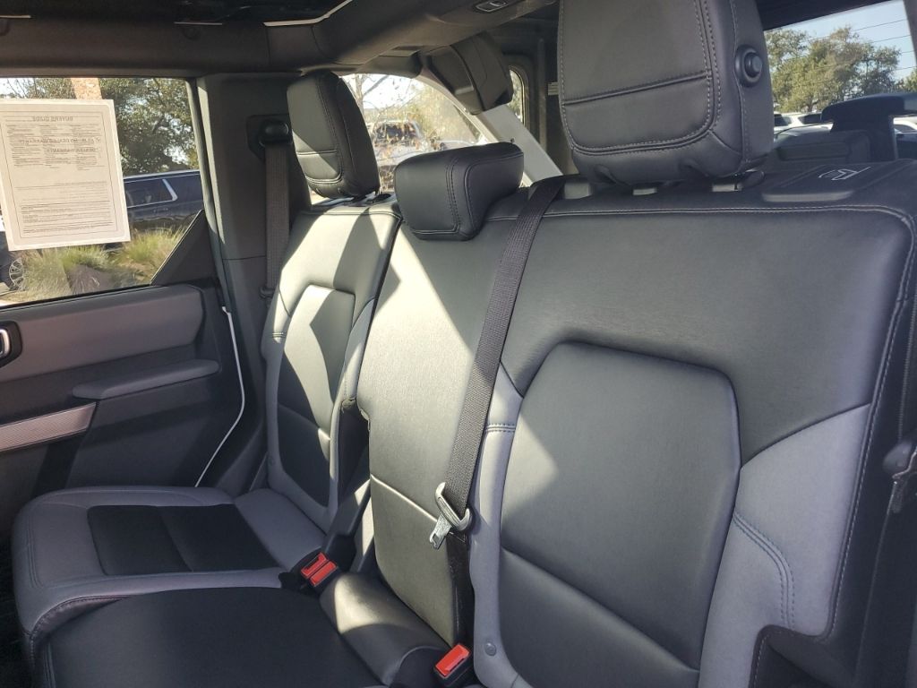 Used Car 2022 Ford Bronco  Black Diamond For Sale Under $40,000 In Austin, Texas