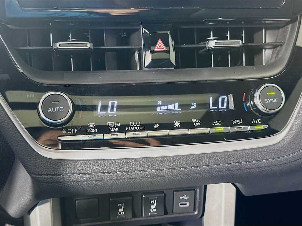 Thumbnail: 2025 Toyota Corolla Cross - 16