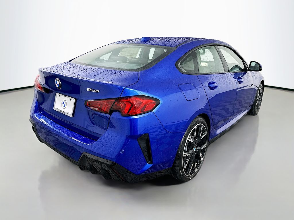 Thumbnail: 2026 BMW 2 Series - 5