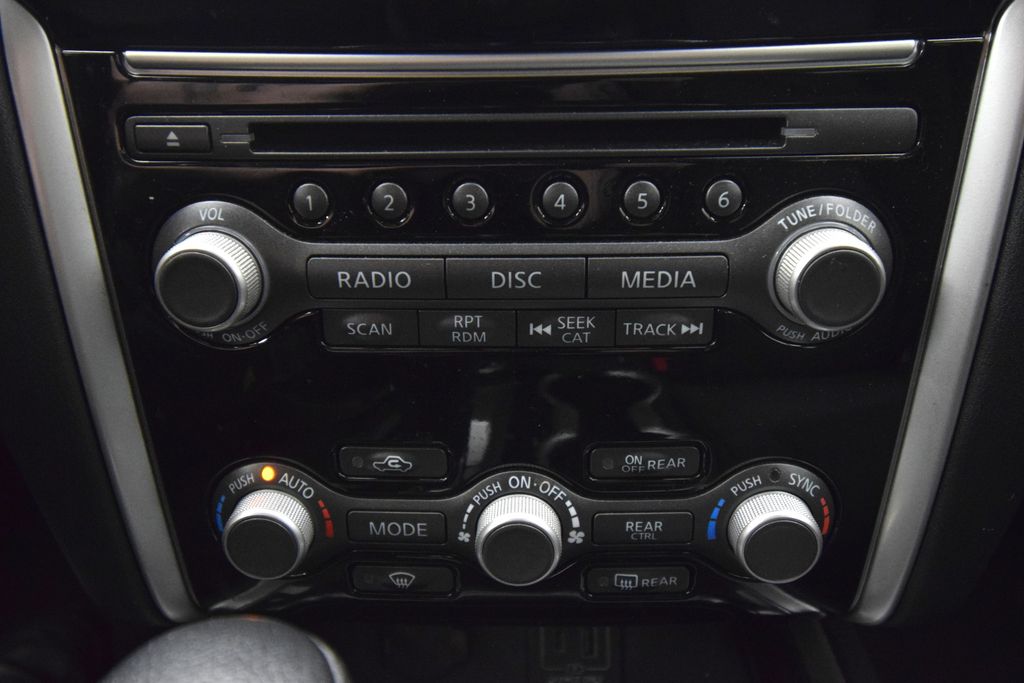 used 2020 Nissan Pathfinder car, priced at $18,095