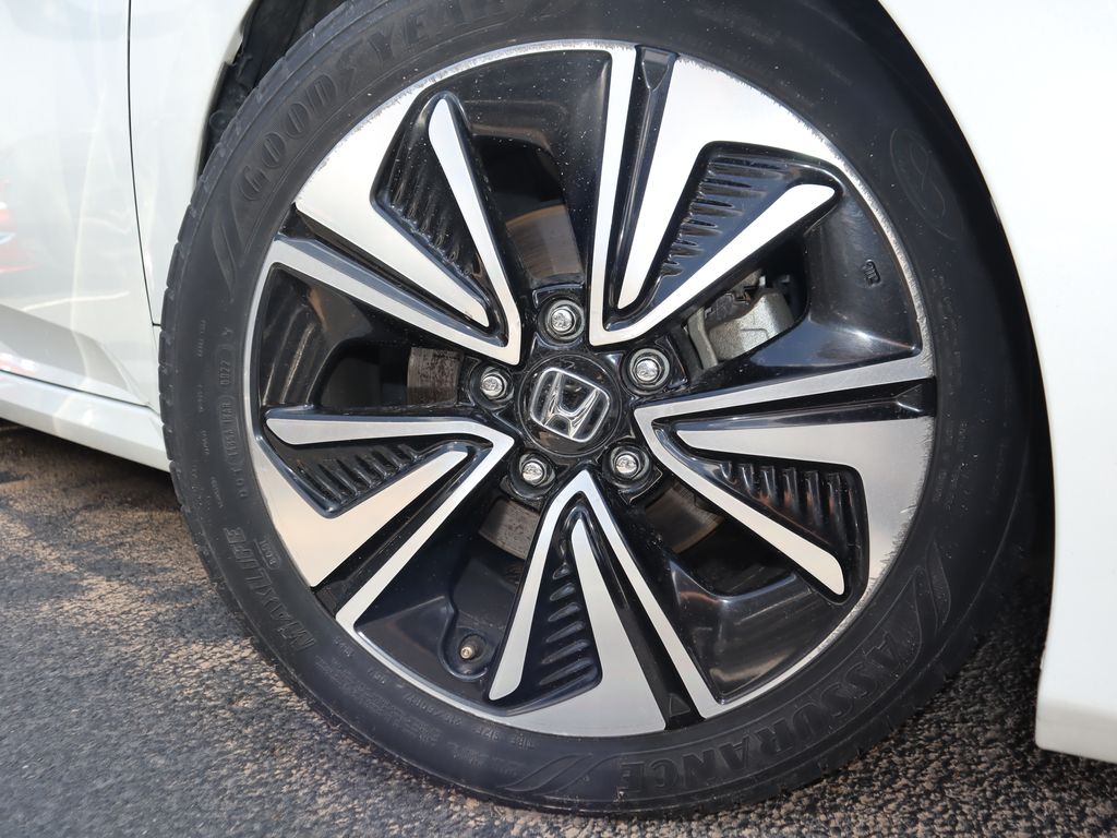 Thumbnail: 2016 Honda Civic - 15