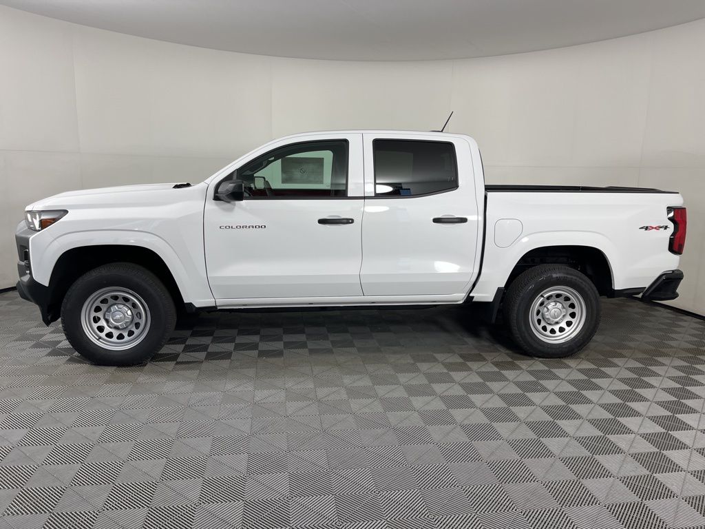Thumbnail: 2026 Chevrolet Colorado - 2