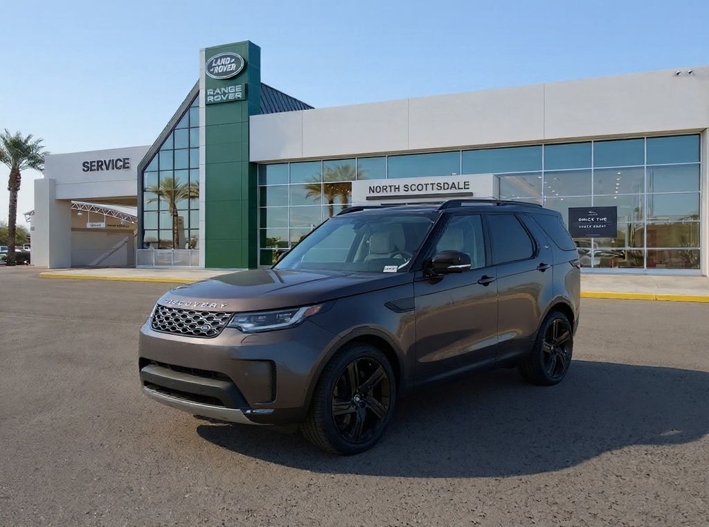 Thumbnail: 2026 Land Rover Discovery - 1