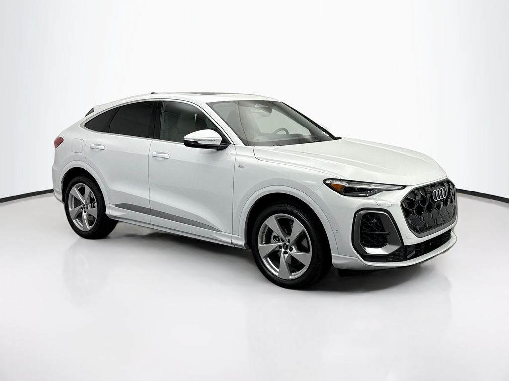 Thumbnail: 2025 Audi Q5 - 3